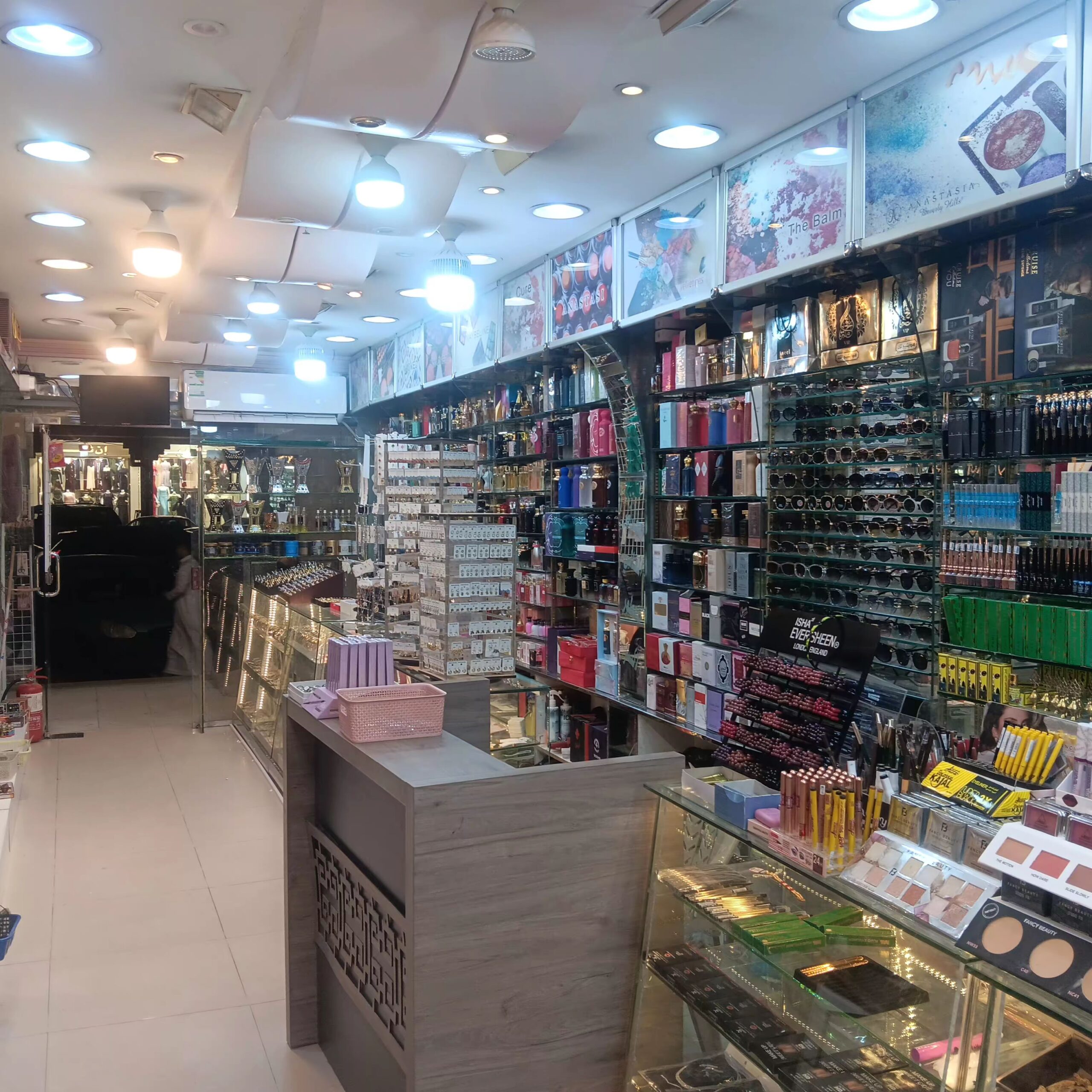 محل تقبيل طويق القريه الشعبيه