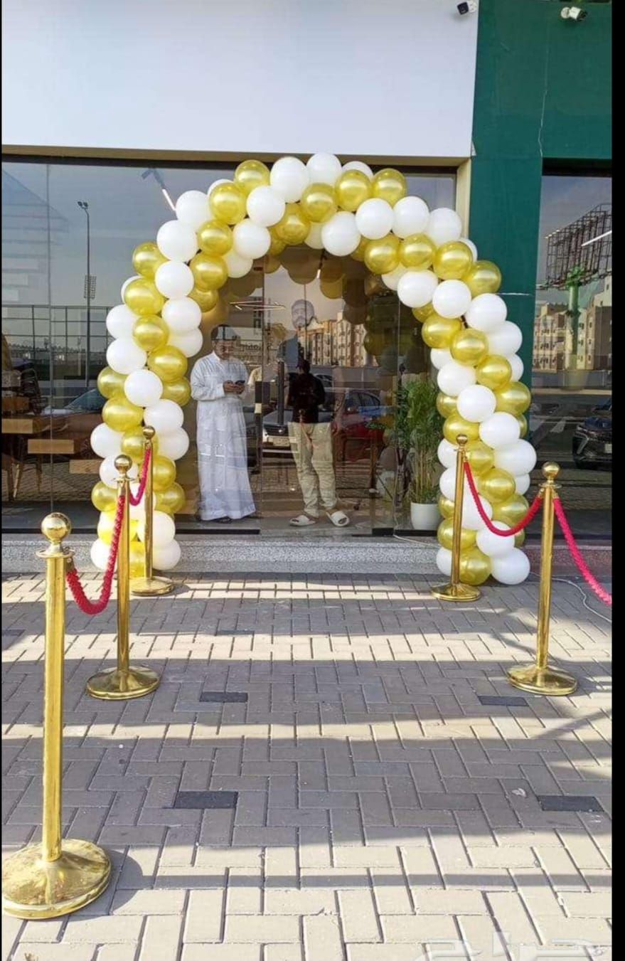 تاجير ايجار بالونات راقصه كشافات