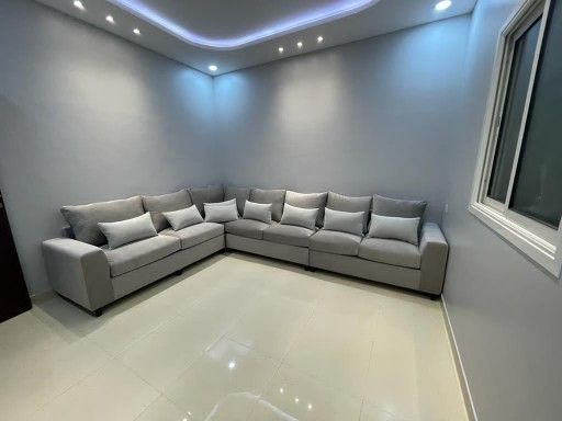 يوجد تفصيل حسب الطلب ستائر ويفي كنبات وجلسات ارضيه