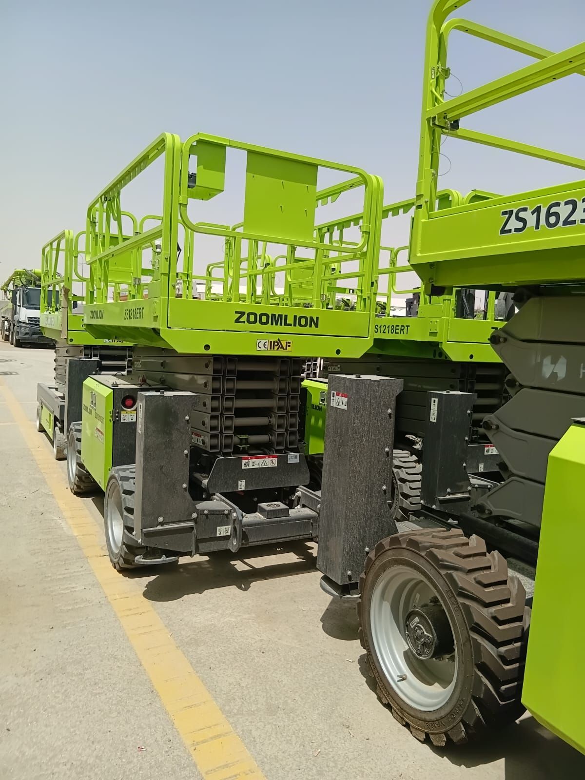 سيزرلفت للايجار مانلفت للايجار رافعة عمال للايجار