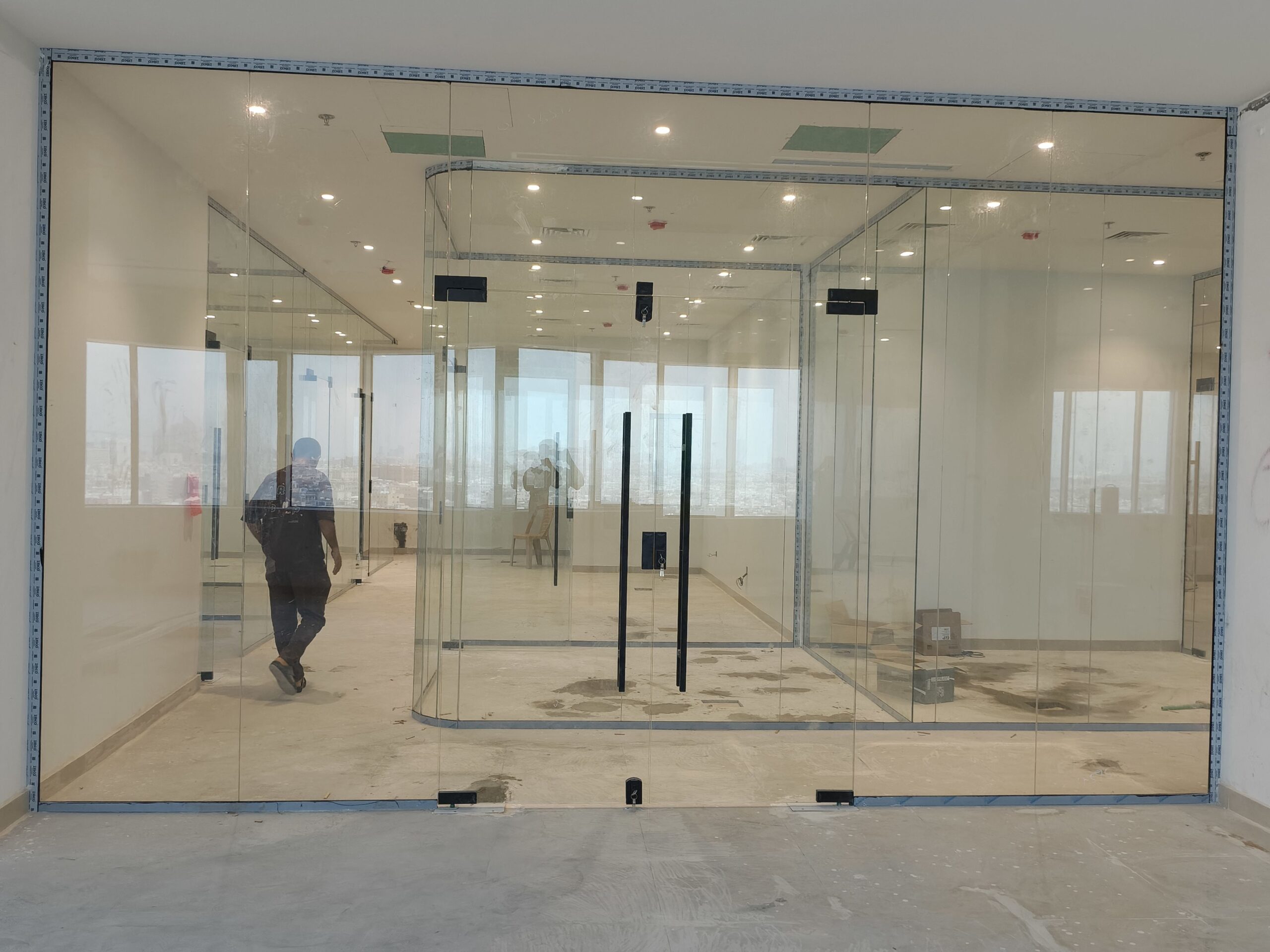 زجاج سكريت ومريات مؤسسة الدوسري لزجاج والمريات