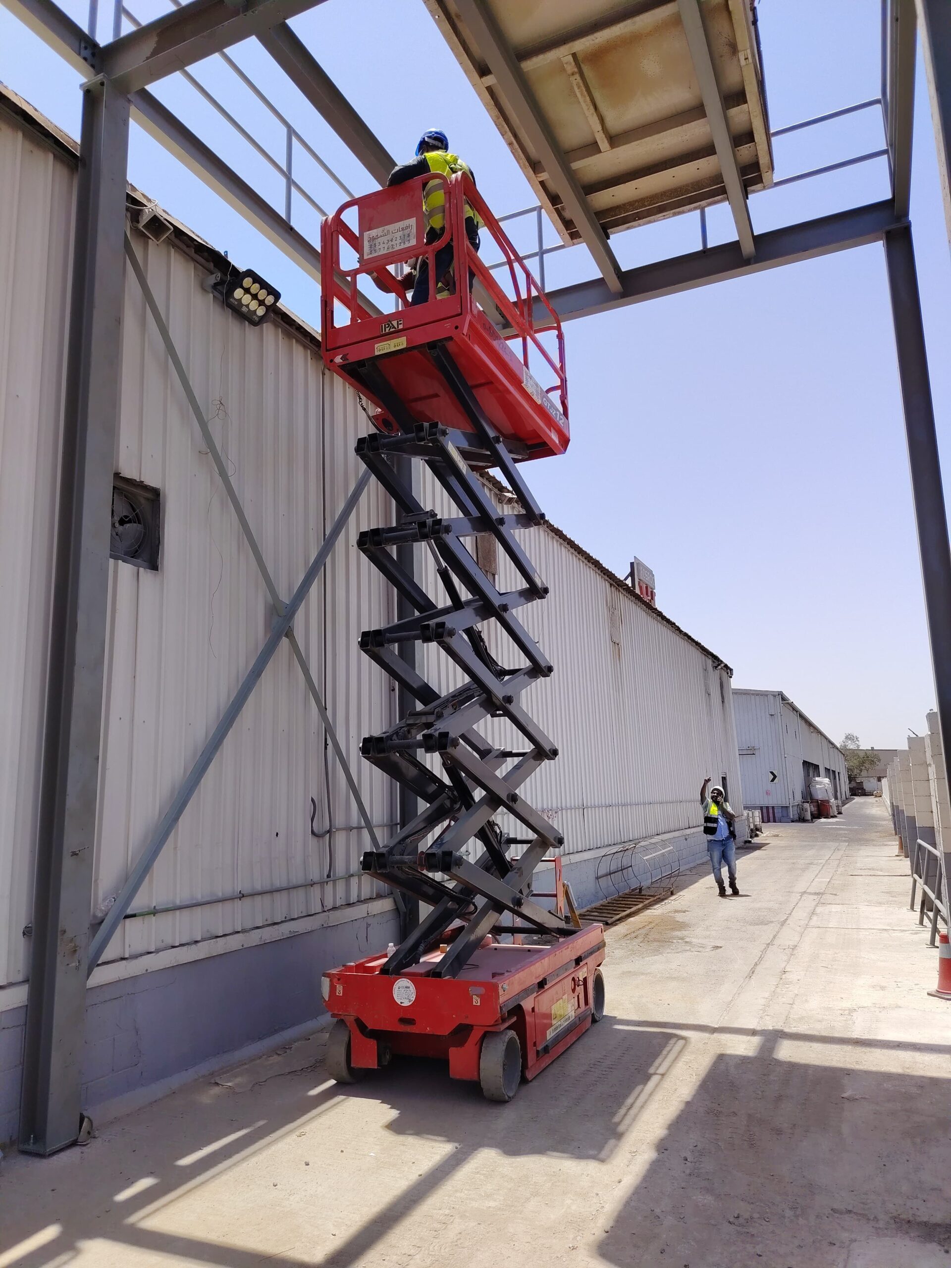 مان لفت 16m 20m 22m 24m 28m 34m 38m 44m للايجار ور
