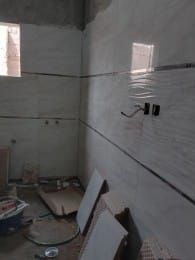 معلم بلاط سیرامیک بناء لیاسۃ تکسیر ترمیمات حمامات